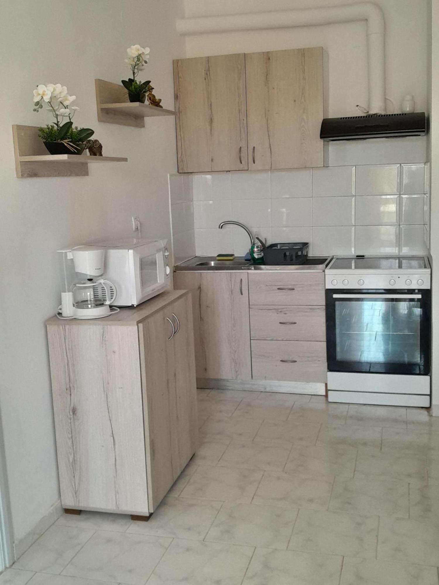 Sun Beach Apartments In Chania 09 11 ภายนอก รูปภาพ
